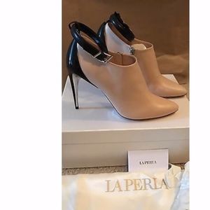 LA PERLA LEATHER BOOTIES WITH ANKLE STRAP SIZE EU